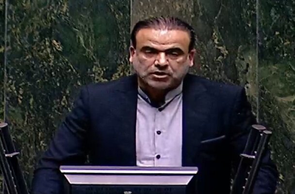 محمدپور: اجرای قانون برنامه هفتم موضوع ناترازی و قیمت ارز را برطرف می‌کند