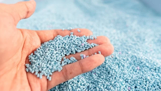 جدیدترین پیشرفت ها در دنیای مواد شیمیایی و تأثیر آن ها بر تکنولوژی